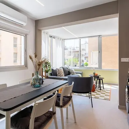 Apartment Cloudwalk 1- Bedroom In *