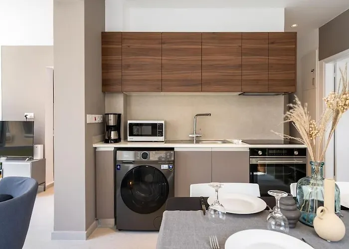 Cloudwalk 1- Bedroom In * Larnaka