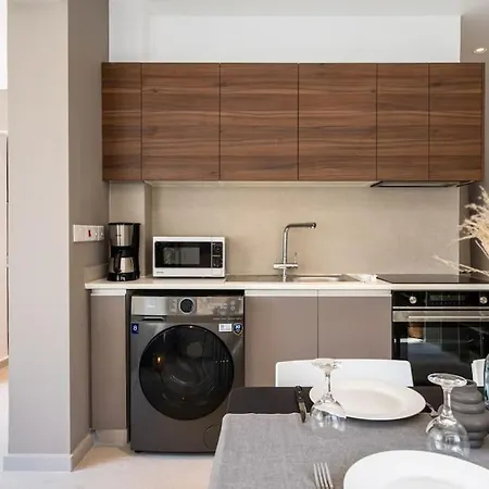 Cloudwalk 1- Bedroom In * Larnaka