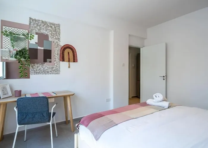 Cloudwalk 1- Bedroom In Ларнака