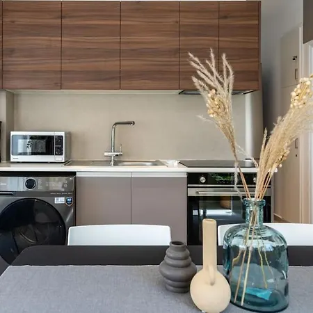 Cloudwalk 1- Bedroom In 라르나카